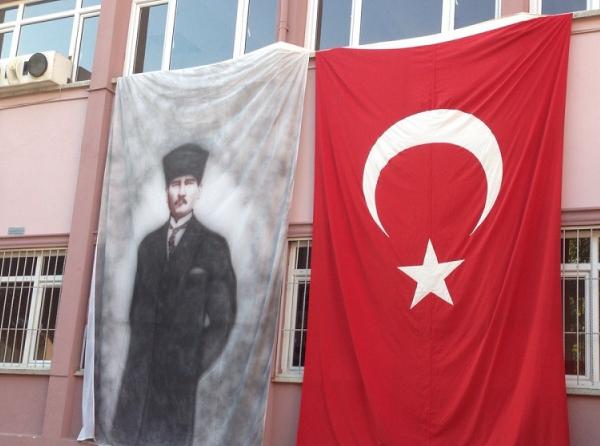 Merkez Atatürk Ortaokulu Fotoğrafı
